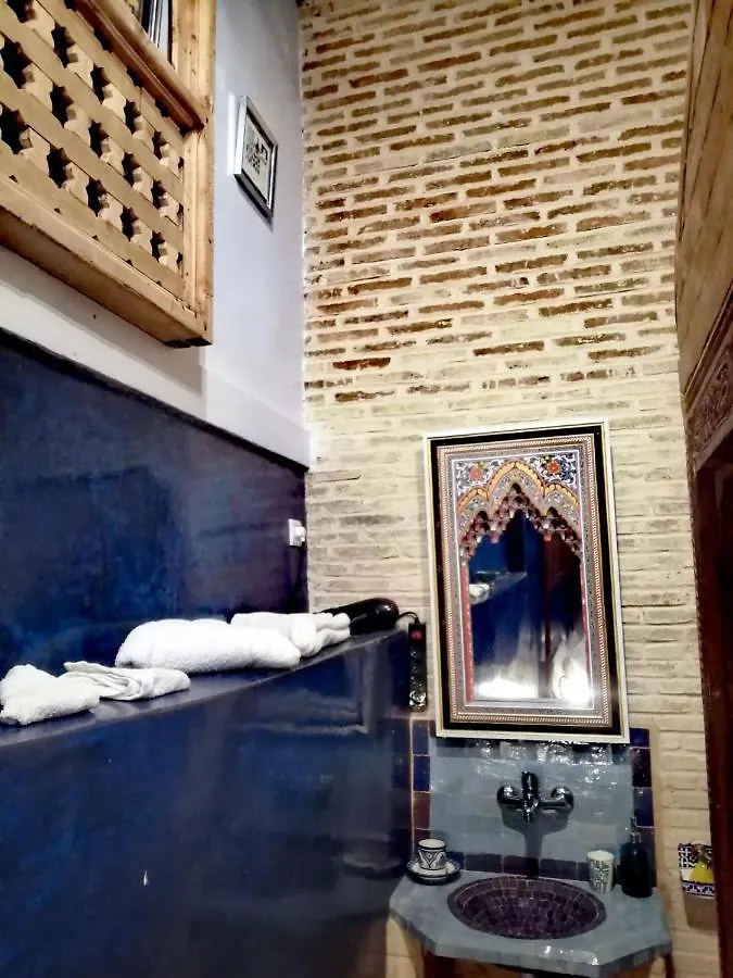 Les Bains De Fez Tara Bed & Breakfast
