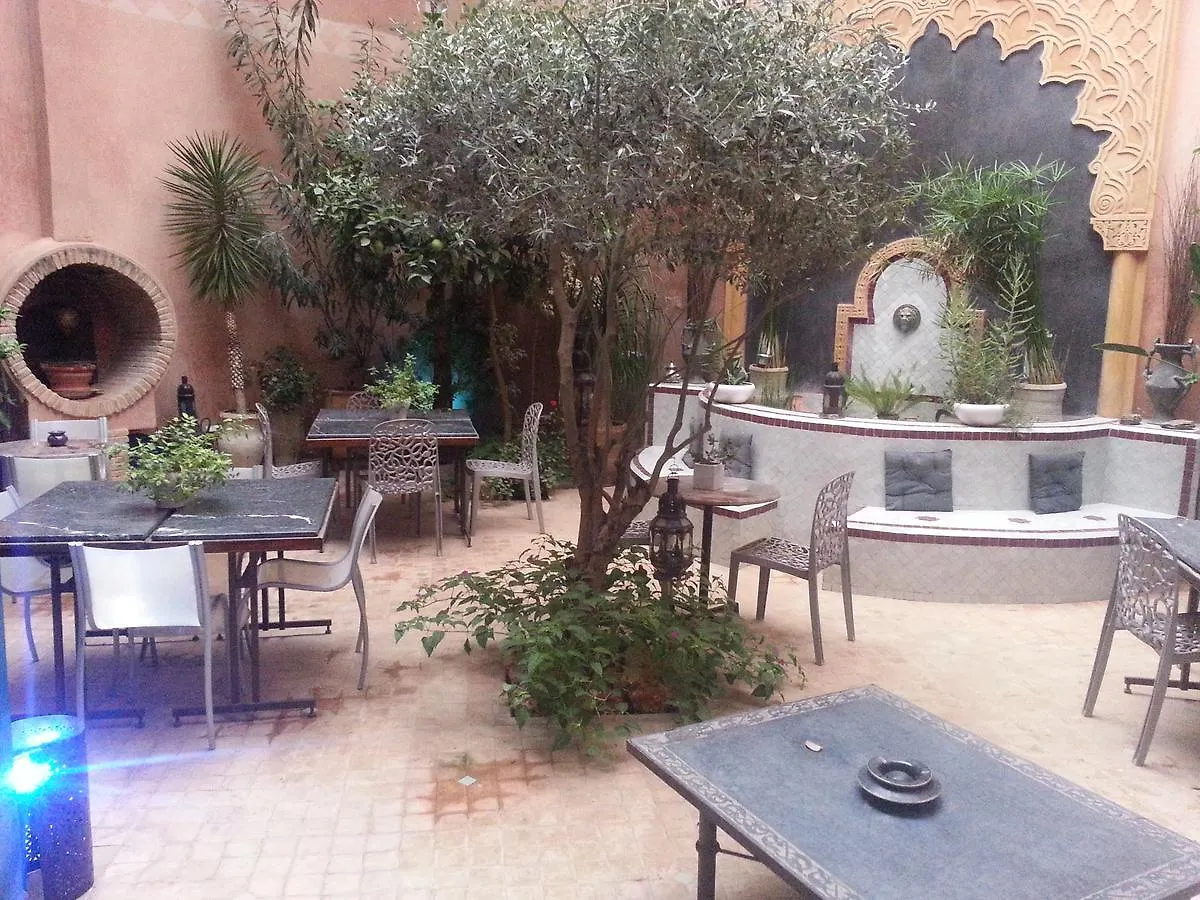 Les Bains De Fez Tara Bed & Breakfast